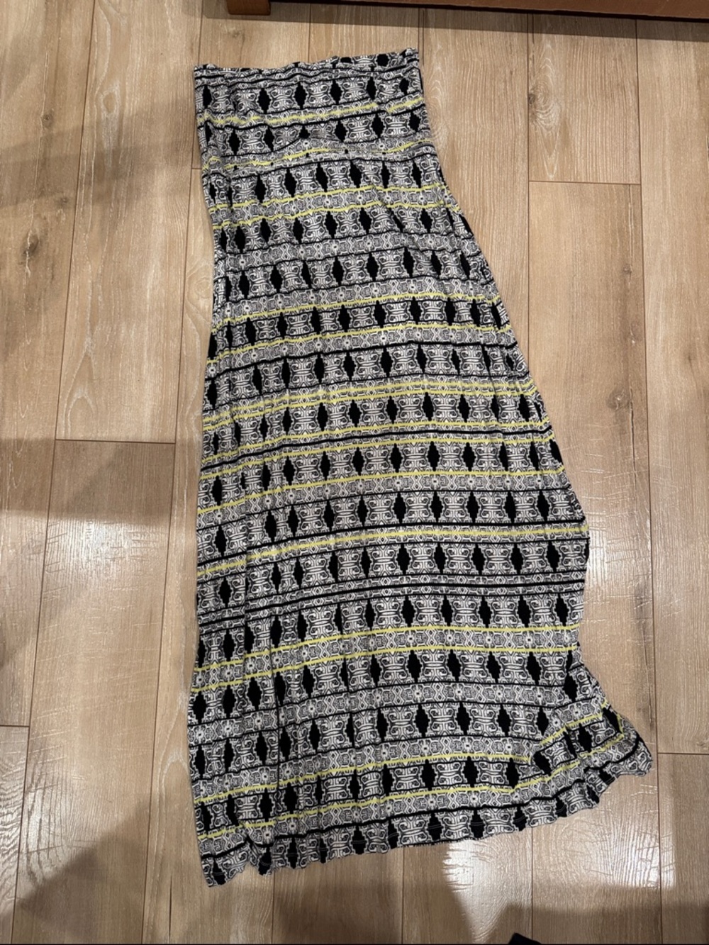 Printed Black and White Maxi Skirt with Yellow Accents